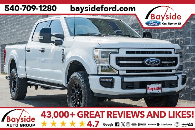 Oxford White 2022 Ford F-250 Super Duty Pickup Truck Four-Wheel Drive Automatic