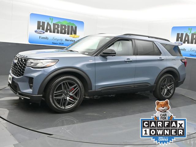 2025 Ford Explorer ST-Line photo