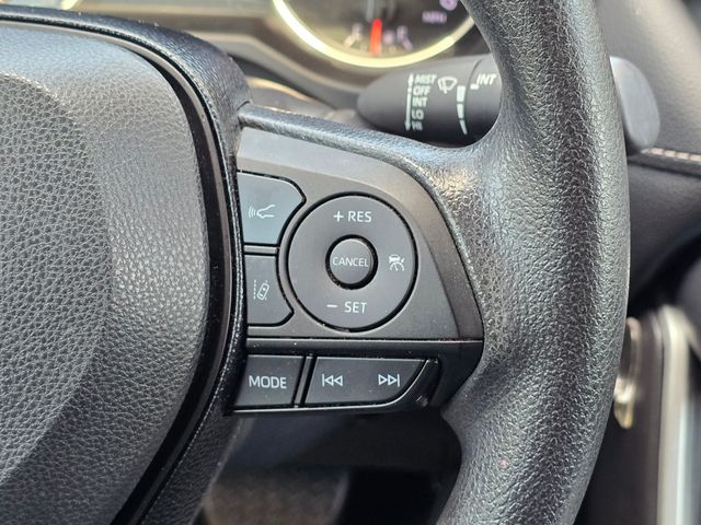 2021 Toyota RAV4 XLE:C02620B