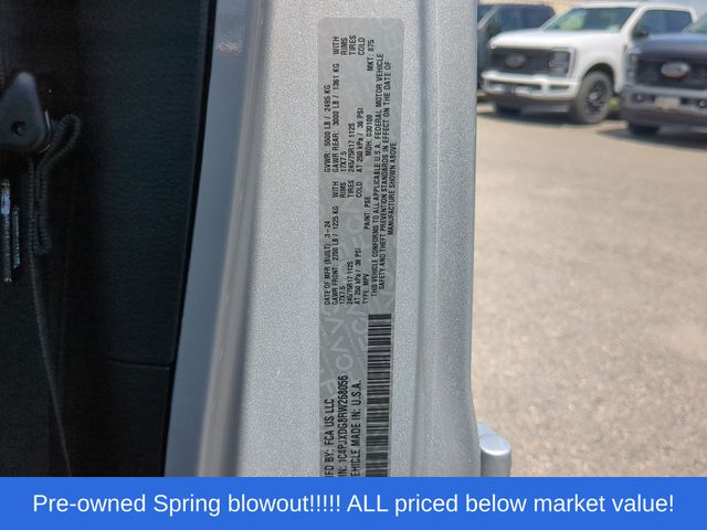 Used 2024 Silver Zynith Clearcoat Jeep Sport S image 45