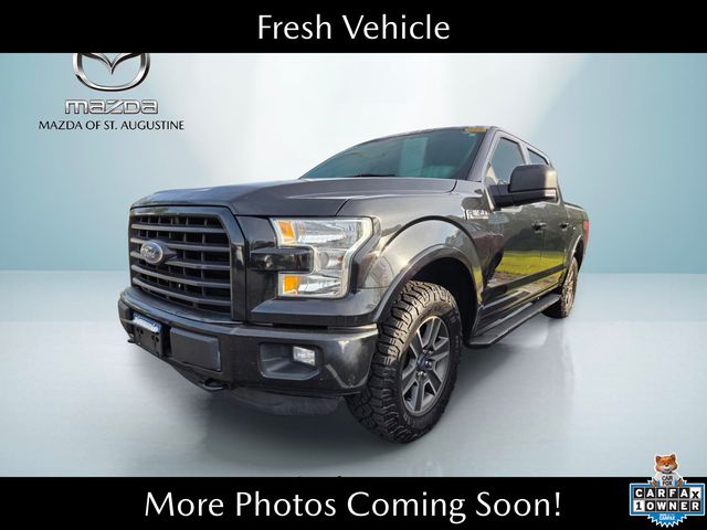 Tuxedo Black Metallic 2015 Ford F-150 XLT SuperCrew 4WD Pickup Truck Four-Wheel Drive 6-Speed Automatic