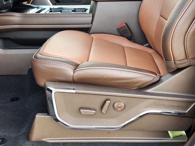 2024 Ford F-350SD King Ranch photo