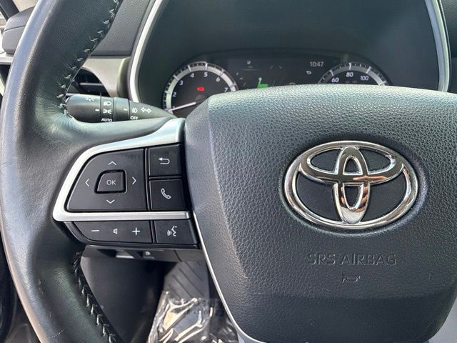 2023 Toyota Highlander - $30,988