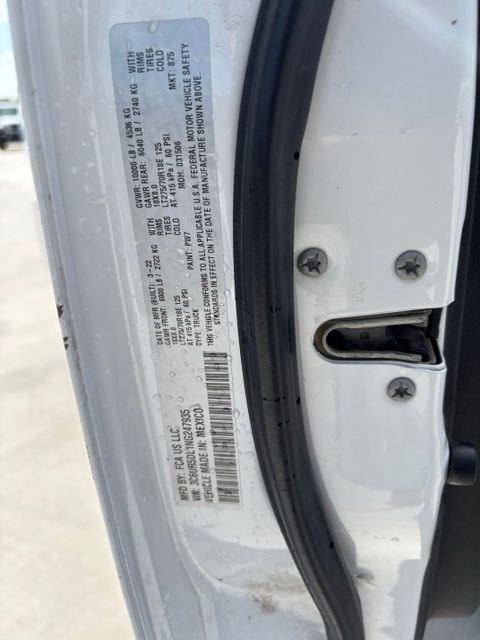 Used 2022 White Ram Big Horn image 10