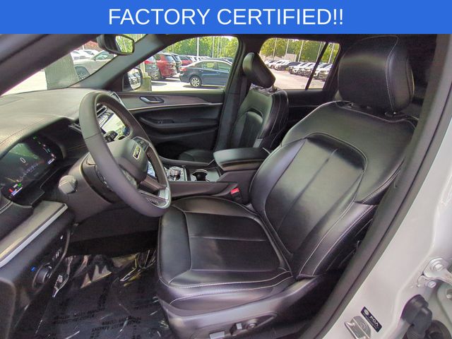 Used 2024 White Jeep 4xe image 16