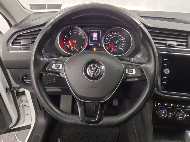 2018 – Volkswagen – Tiguan