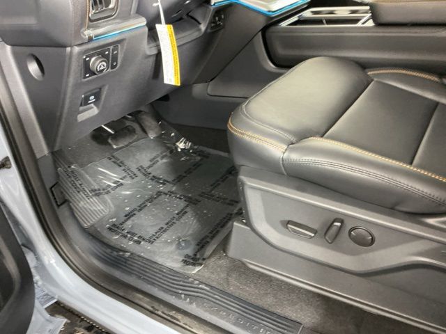 New 2026 Glacier Gray Metallic Tri-Coat Ford Tremor image 15