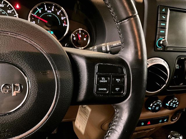 2016 Jeep Wrangler Unlimited Rubicon White at Luther Ford