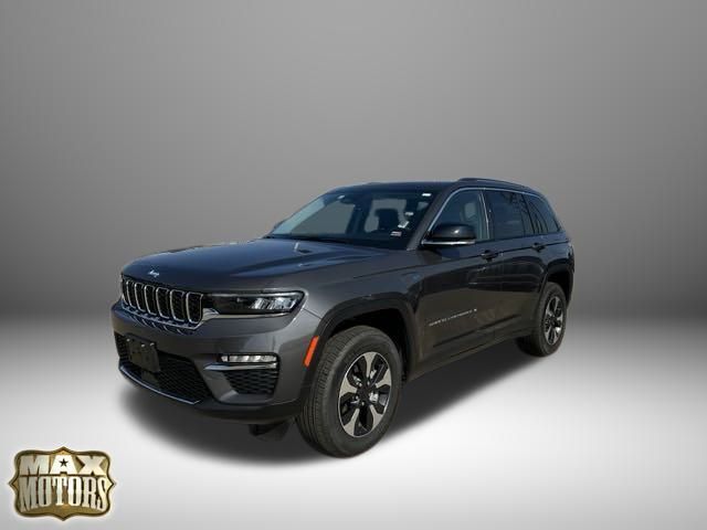 Used 2024 Jeep Grand Cherokee Base 4xe with VIN 1C4RJYB66RC709869 for sale in Kansas City