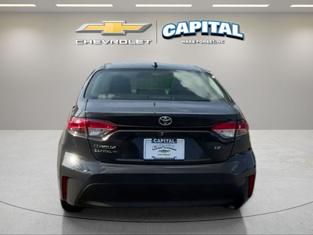 Used 2024  Toyota LE image 4