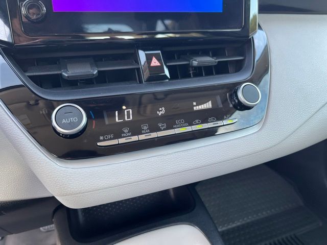 2024 Toyota Corolla LE - Photo 25