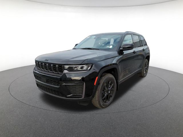 new 2026 Jeep Grand Cherokee car, priced at $48,290
