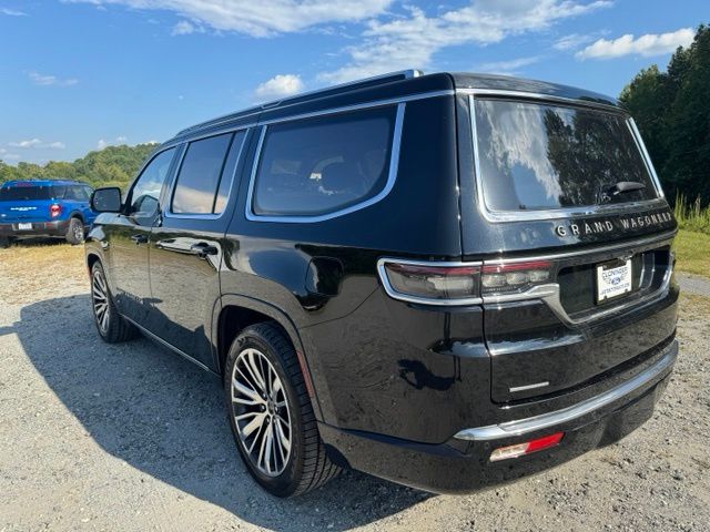 Used 2022 Black Jeep Series III image 5