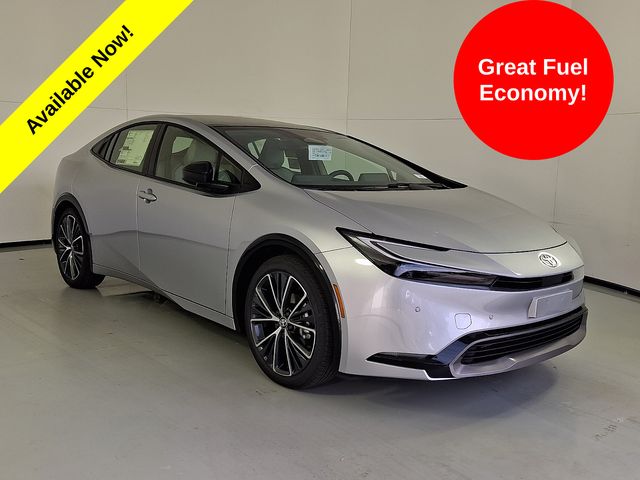 2026 Toyota Prius XLE's photo