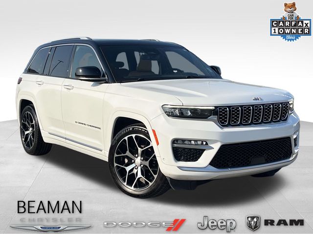 2022 Jeep Grand Cherokee Summit 4WD