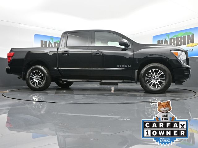 2024 Nissan Titan SV photo