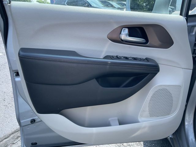 Used 2019 Chrysler Pacifica For Sale in New Hudson, MI