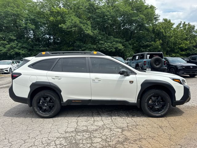 Used 2025 White Subaru Wilderness image 6