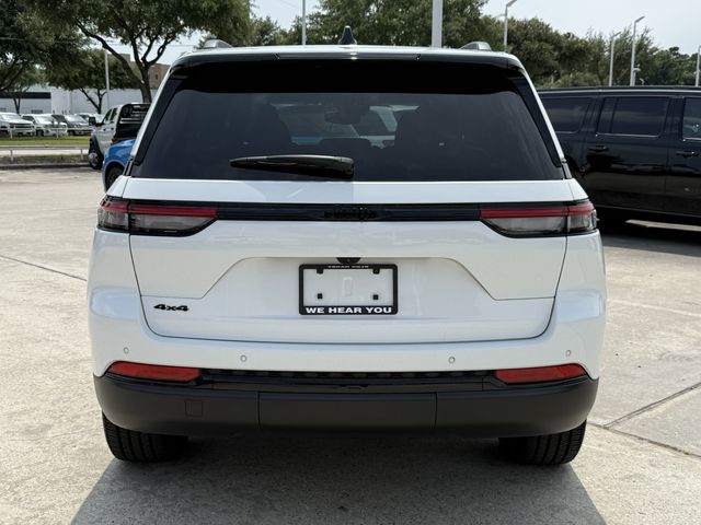 2024 Jeep Grand Cherokee Altitude X White at River Oaks CDJR