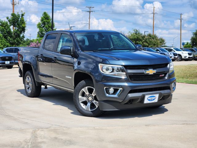 Shadow Gray Metallic 2020 Chevrolet Colorado Z71 Crew Cab 4WD Pickup Truck Four-Wheel Drive 8-Speed Automatic