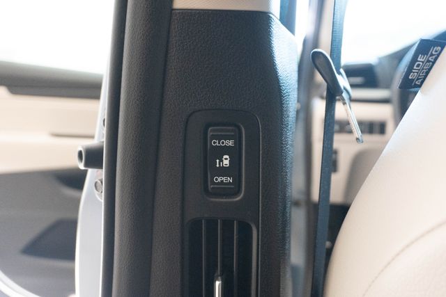 Used 2025 Honda Odyssey Van