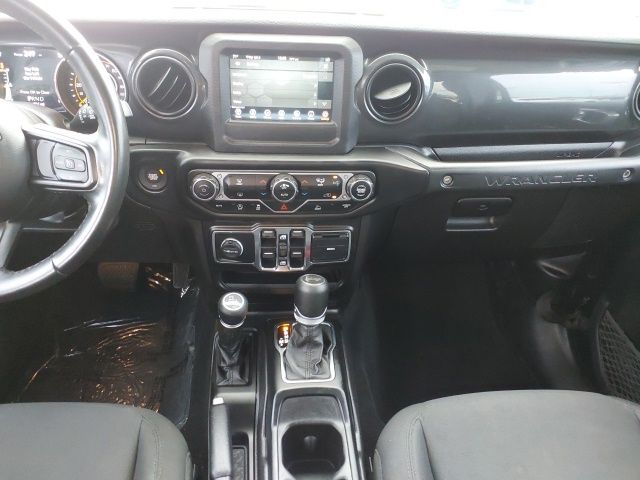 Used 2022 Black Jeep Unlimited Sport Altitude image 9