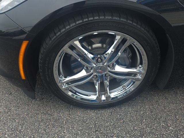 Used 2017 Black Chevrolet Stingray image 19