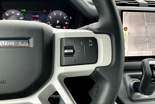 2025 Land Rover Defender 110 X-Dynamic SE - 11
