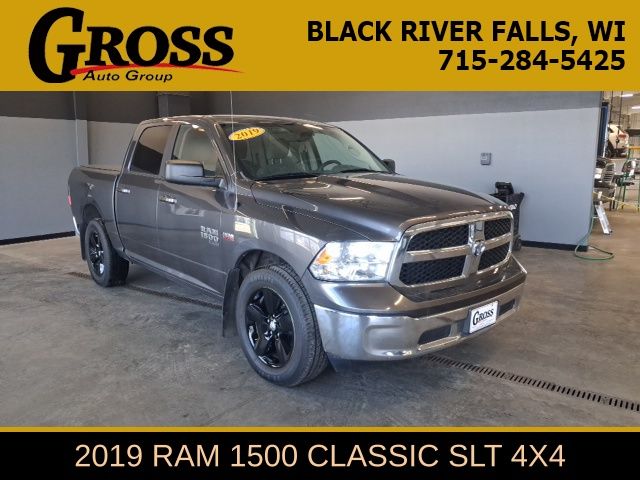 2019 RAM 1500 Classic SLT Crew Cab 4WD