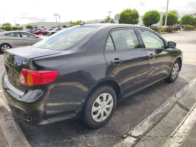 2010 Toyota Corolla LE 2