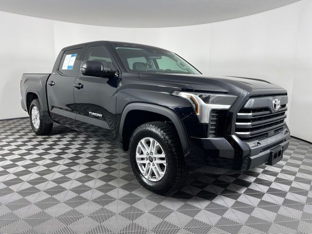Tundra 3ED 状態HP Certified Pre-Owned 2023 Toyota Tundra SR5 4D CrewMax in