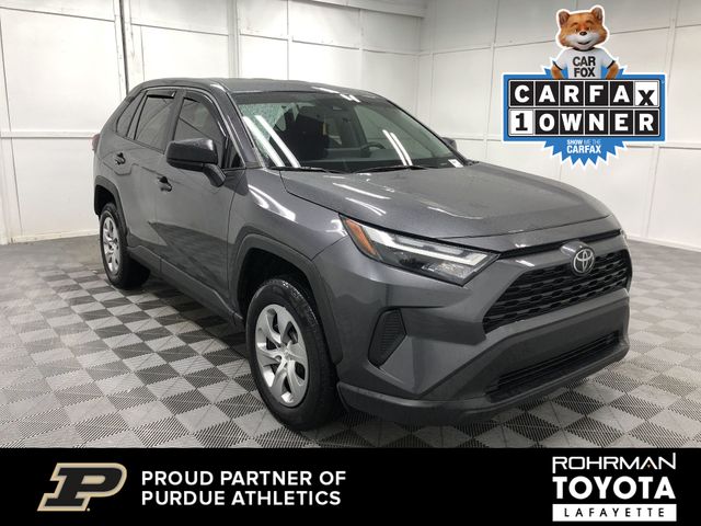 2023 Toyota RAV4 LE 8