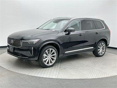 2025 Volvo XC90 B5 Plus Bright Theme 6-Passenger AWD