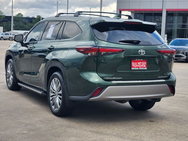 2024 Toyota Highlander Platinum  at Toyota of Victoria