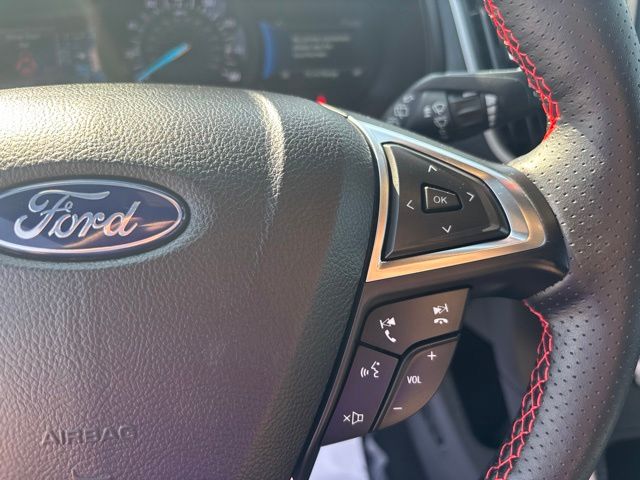 Used 2022 Ford Edge SUV