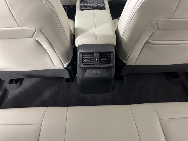 2025 Everest White Pearl Tricoat Nissan Murano SL AWD SUV