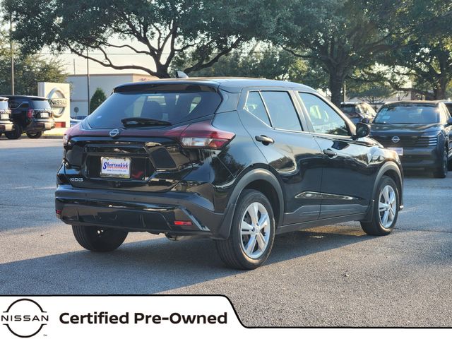 2022 Nissan Kicks S photo 3