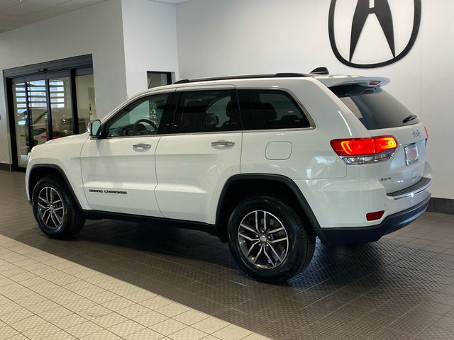 Used 2017 White Jeep Limited image 4