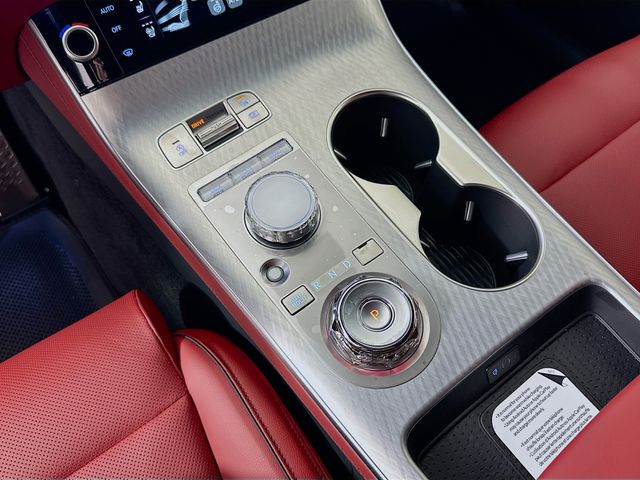 Thumbnail: 2026 Genesis GV70 - 15