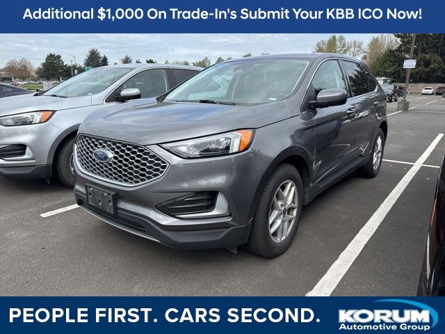 Carbonized Gray Metallic 2024 Ford Edge SEL AWD SUV / Crossover All-Wheel Drive 8-Speed Automatic