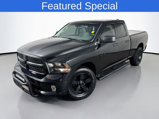 Brilliant Black Crystal Pearlcoat 2017 RAM 1500 Pickup Truck Four-Wheel Drive 8-Speed Automatic