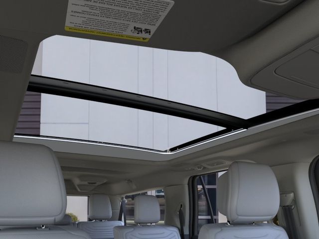 New 2026 White Ford Platinum image 22