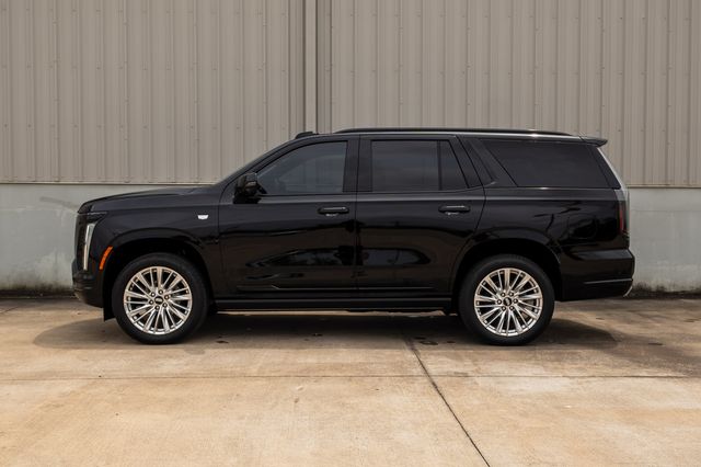 2026 Cadillac Escalade Luxury - 3