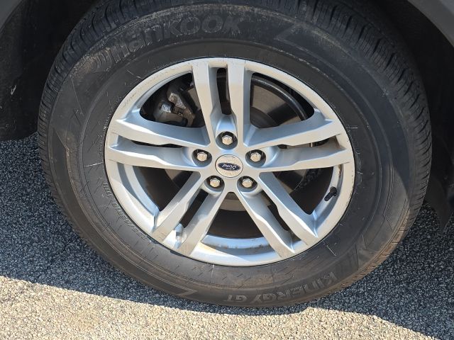 2022 Ford Explorer XLT:168543A