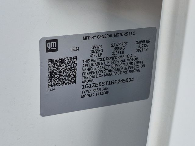 Used 2024 White Chevrolet LT image 26