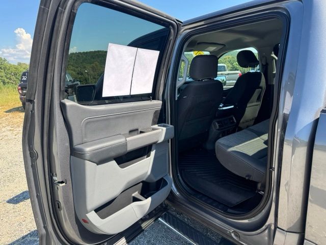 Used 2021 Gray Ford XLT image 11