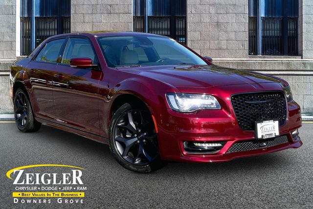 Velvet Red Pearlcoat 2023 Chrysler 300 Touring L RWD Sedan Rear-Wheel Drive 8-Speed Automatic