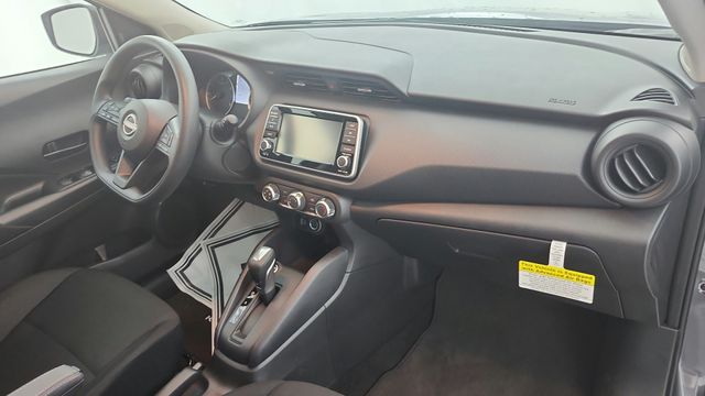 2025 Nissan Kicks Play