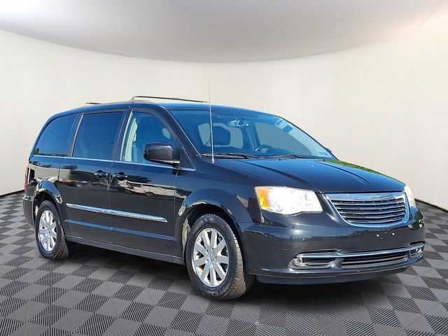 Brilliant Black Crystal Pearlcoat 2014 Chrysler Town & Country Touring FWD Minivan Front-Wheel Drive 6-Speed Automatic