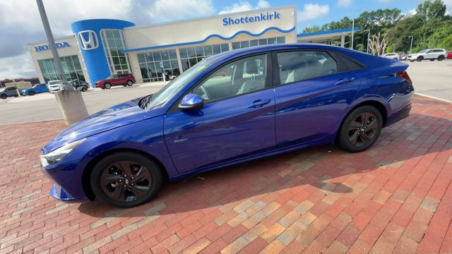 Used 2021 Hyundai Elantra Sedan